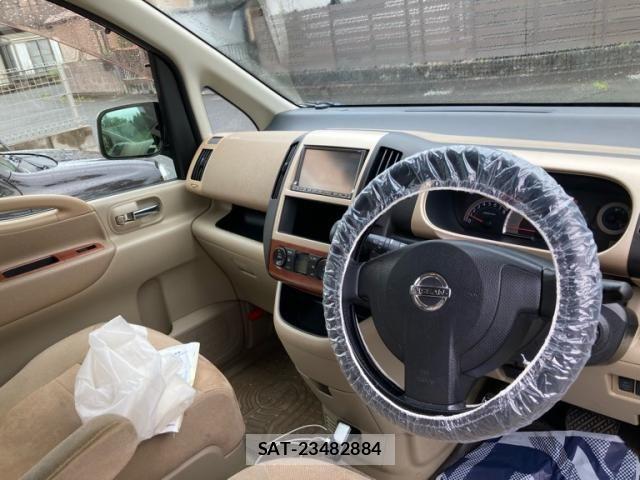 Nissan SERENA 2007-10 7394002-13