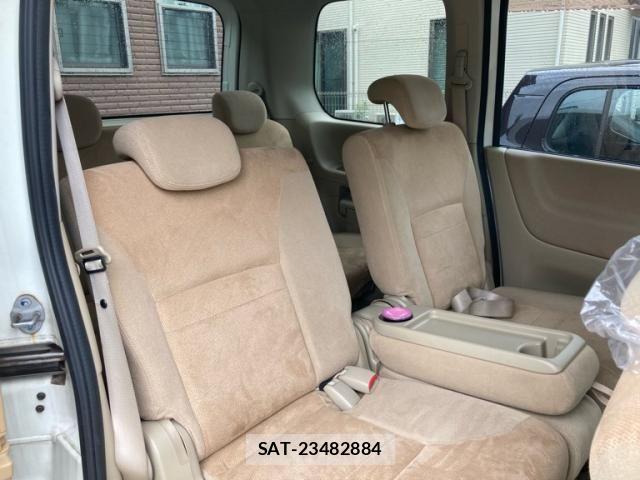 Nissan SERENA 2007-10 7394002-23