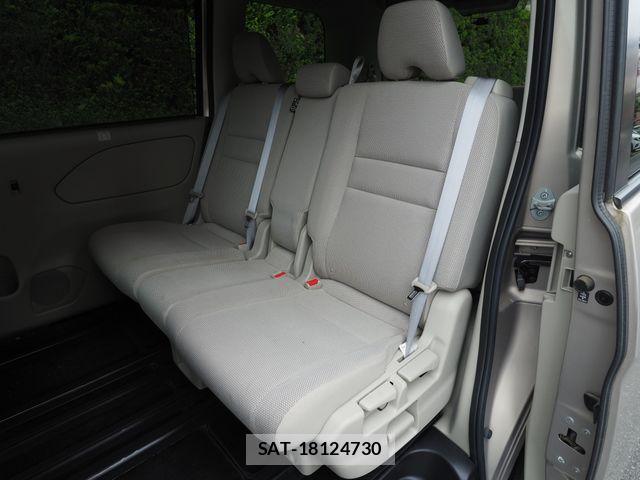 Nissan SERENA 2016-12 7393995-17