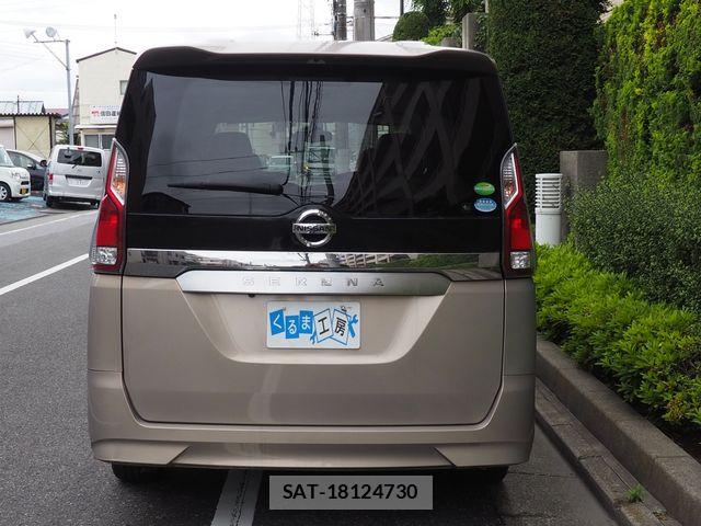Nissan SERENA 2016-12 7393995-26