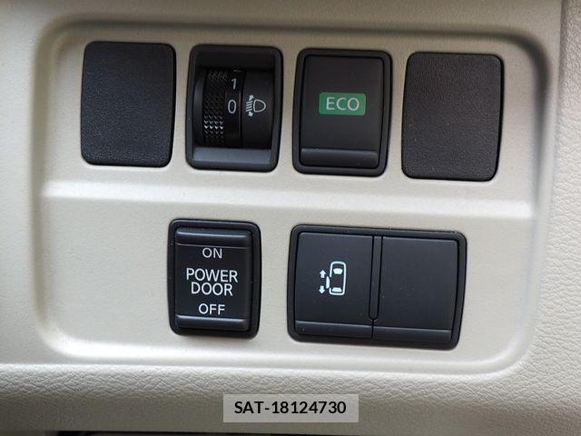 Nissan SERENA 2016-12 7393995-5