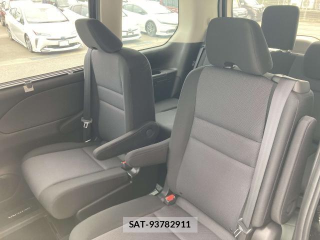 Nissan SERENA 2022-05 7393967-24