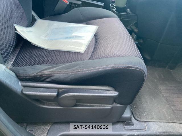 Nissan SERENA 2011-12 7394003-11