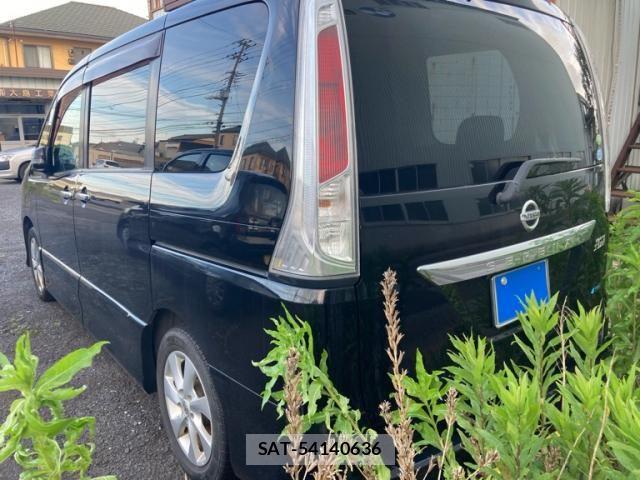 Nissan SERENA 2011-12 7394003-4