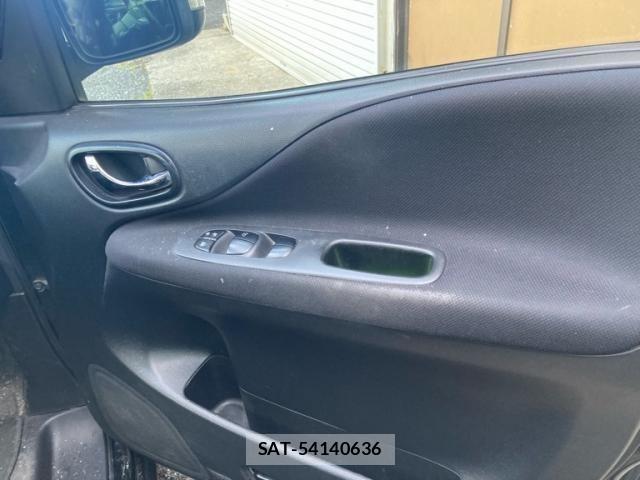 Nissan SERENA 2011-12 7394003-8