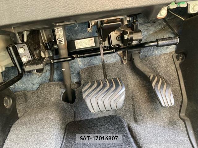 Nissan SERENA 2018-06 7393999-10