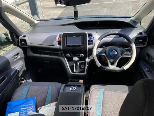 Nissan SERENA 2018-06 7393999-15