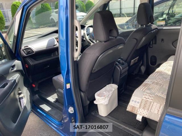 Nissan SERENA 2018-06 7393999-17