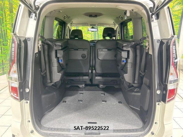 Nissan SERENA 2021-10 7457574-10