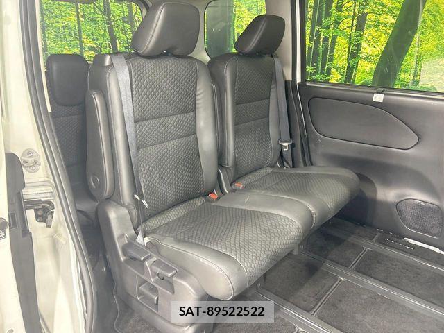 Nissan SERENA 2021-10 7457574-8
