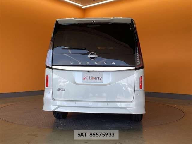 Nissan SERENA 2025-03 7457542-12