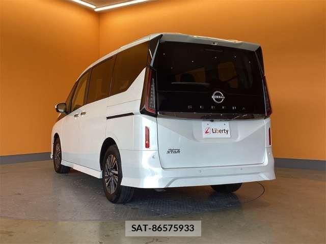Nissan SERENA 2025-03 7457542-13