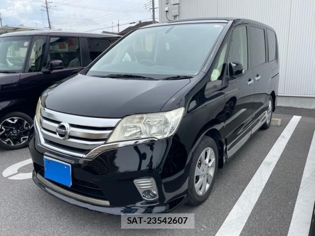 Nissan SERENA 2012-02 7457601-1