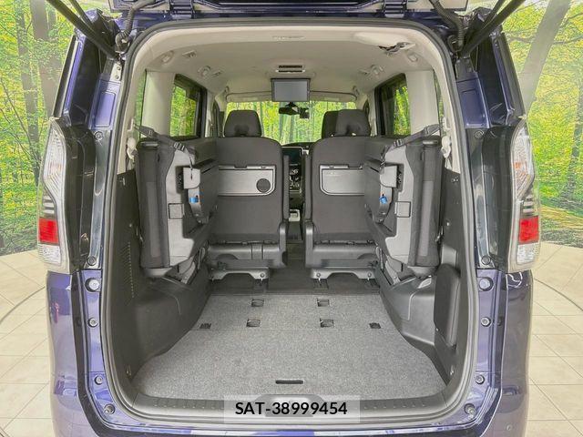 Nissan SERENA 2019-10 7457594-10