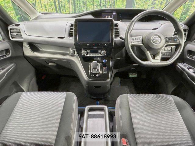 Nissan SERENA 2022-08 7457569-1