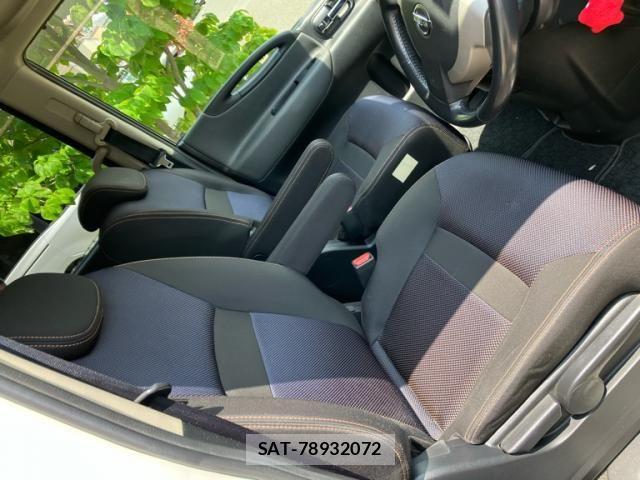 Nissan SERENA 2007-06 7457602-11