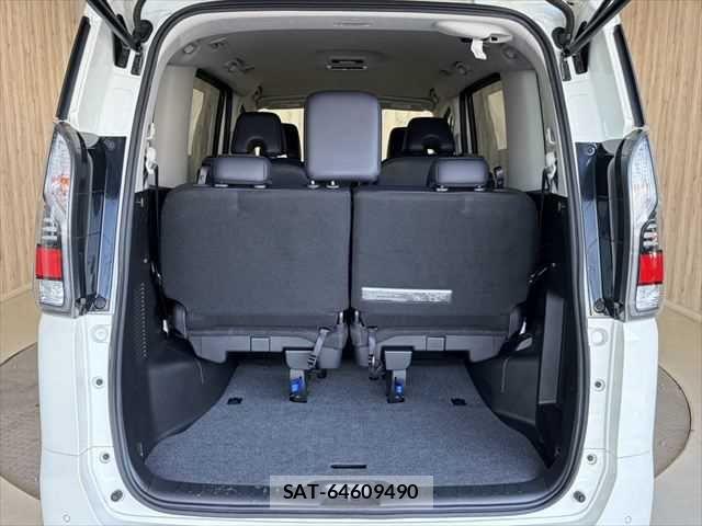 Nissan SERENA 2021-05 7457584-11