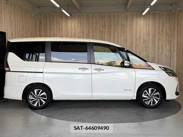 Nissan SERENA 2021-05 7457584-17