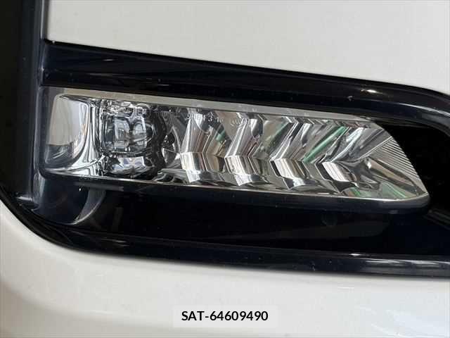 Nissan SERENA 2021-05 7457584-24