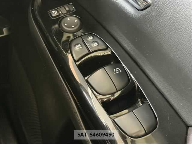 Nissan SERENA 2021-05 7457584-7
