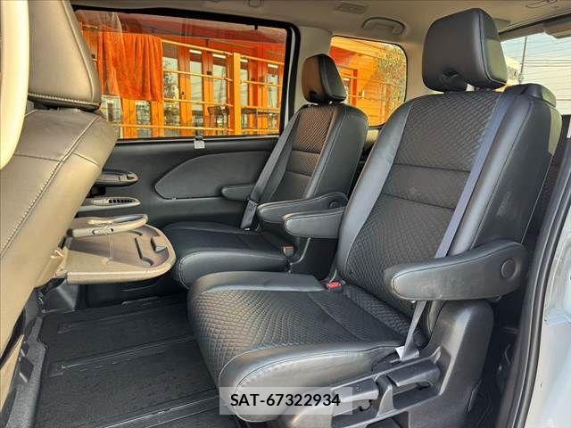 Nissan SERENA 2020-09 7457572-17