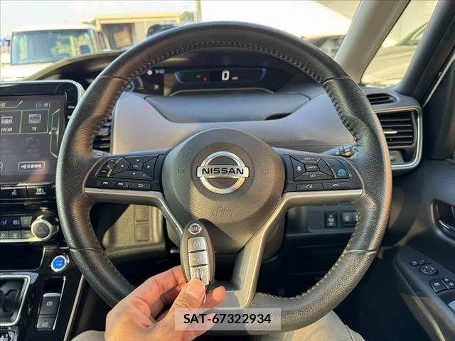Nissan SERENA 2020-09 7457572-6