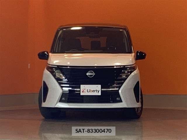 Nissan SERENA 2023-07 7457555-8