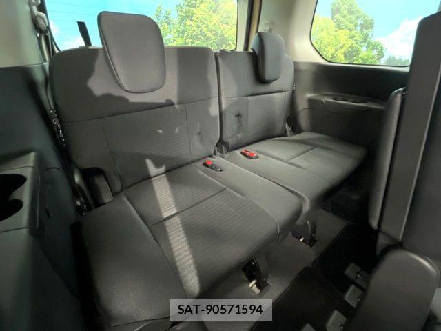 Nissan SERENA 2023-10 7502716-9