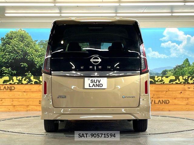 Nissan SERENA 2023-10 7502716-15