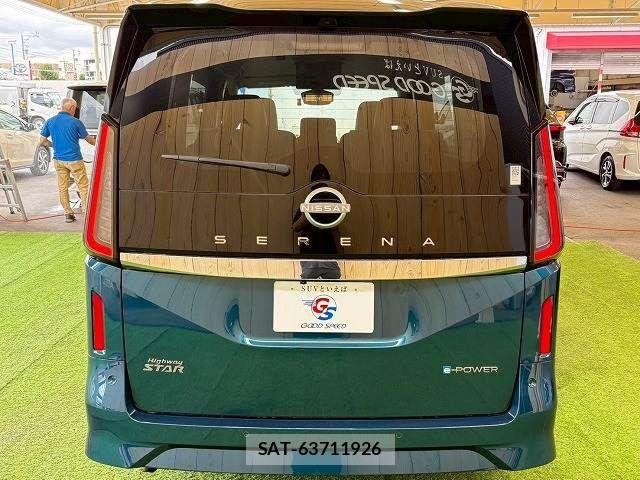 Nissan SERENA 2023-09 7502717-18