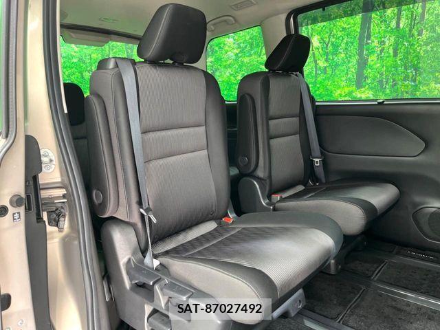 Nissan SERENA 2021-09 7502732-10