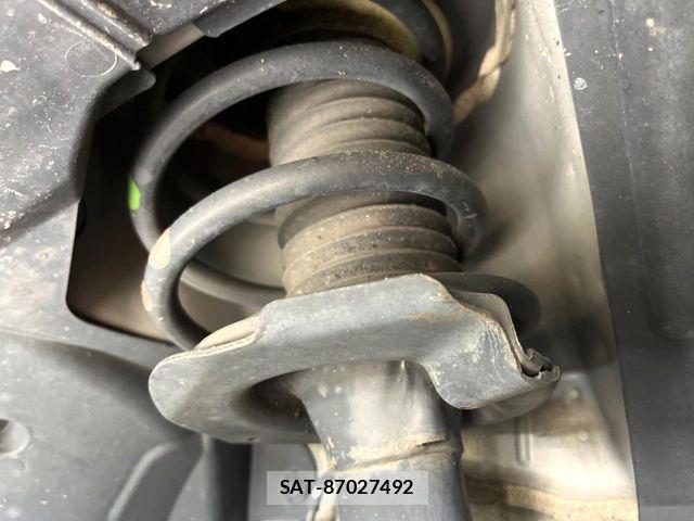 Nissan SERENA 2021-09 7502732-19
