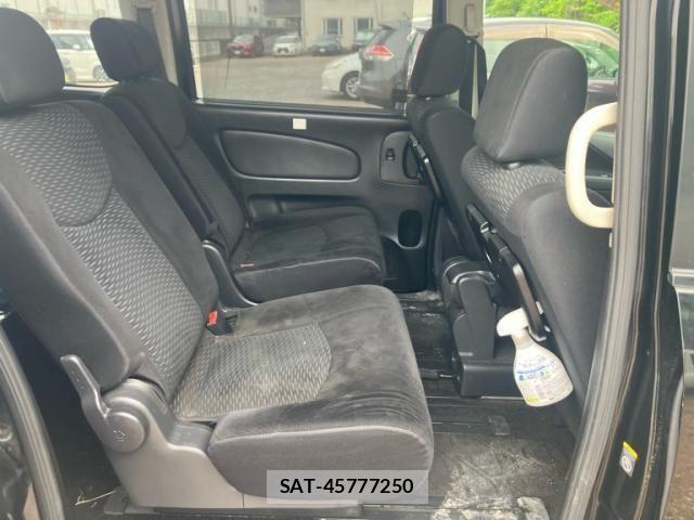 Nissan SERENA 2011-12 7502750-12