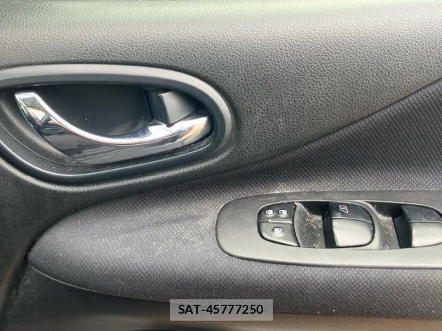 Nissan SERENA 2011-12 7502750-21