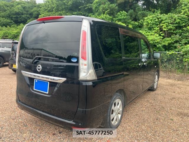 Nissan SERENA 2011-12 7502750-2