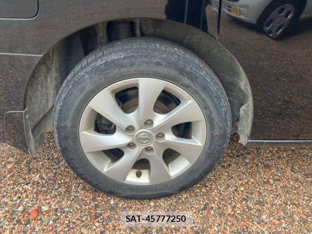 Nissan SERENA 2011-12 7502750-5