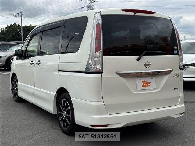Nissan SERENA 2012-07 7502748-12