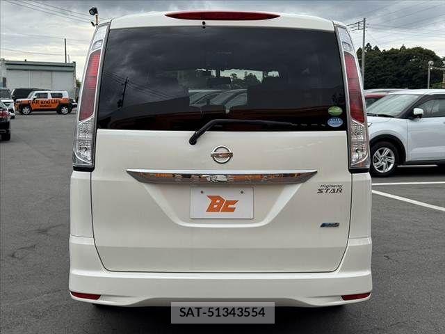 Nissan SERENA 2012-07 7502748-13