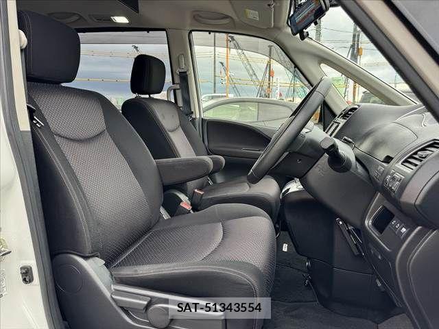 Nissan SERENA 2012-07 7502748-15