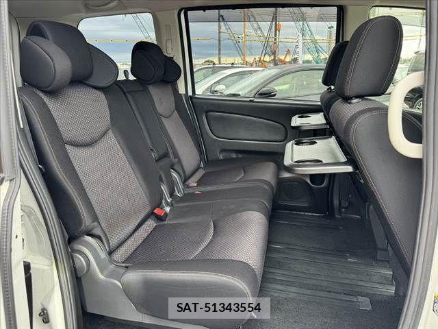 Nissan SERENA 2012-07 7502748-19