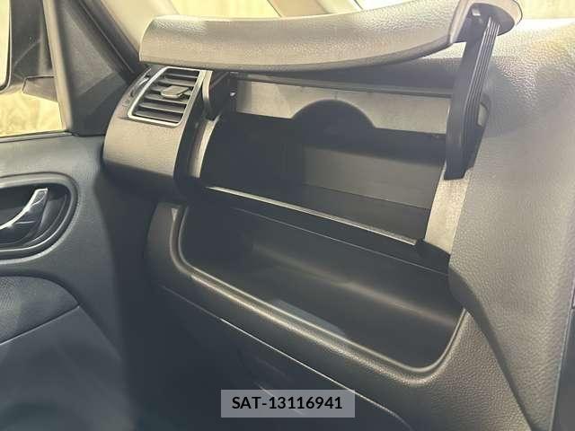Nissan SERENA 2012-06 7509958-27