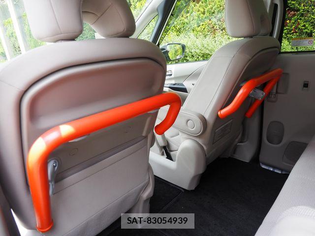 Nissan SERENA 2019-03 7502746-18