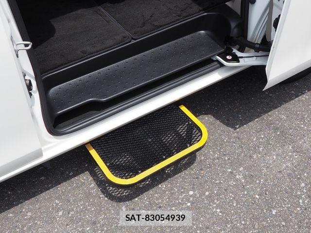 Nissan SERENA 2019-03 7502746-1
