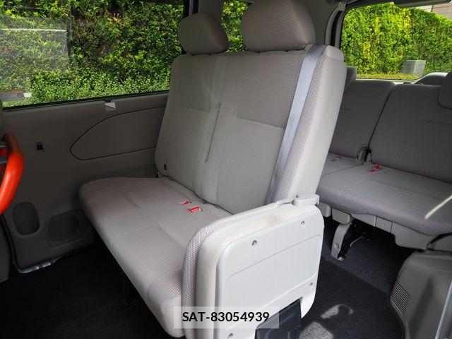 Nissan SERENA 2019-03 7502746-19