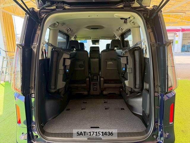 Nissan SERENA 2023-03 7502724-11