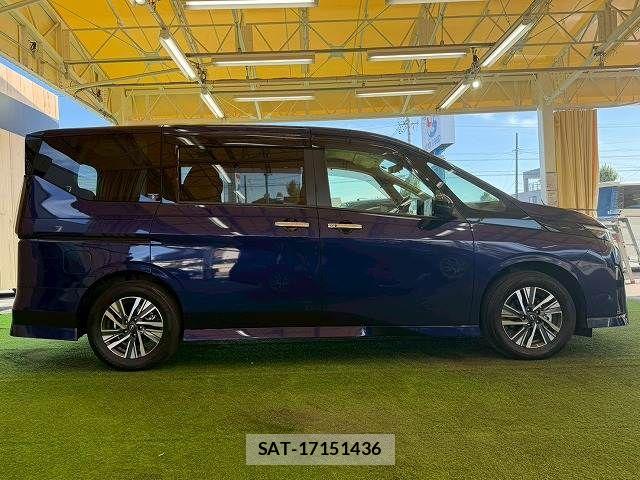 Nissan SERENA 2023-03 7502724-14