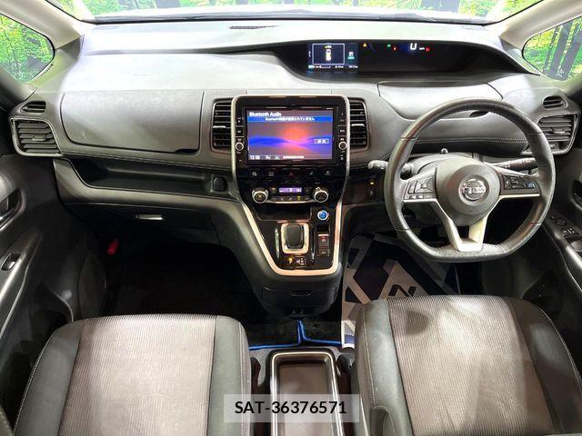 Nissan SERENA 2019-02 7502737-1