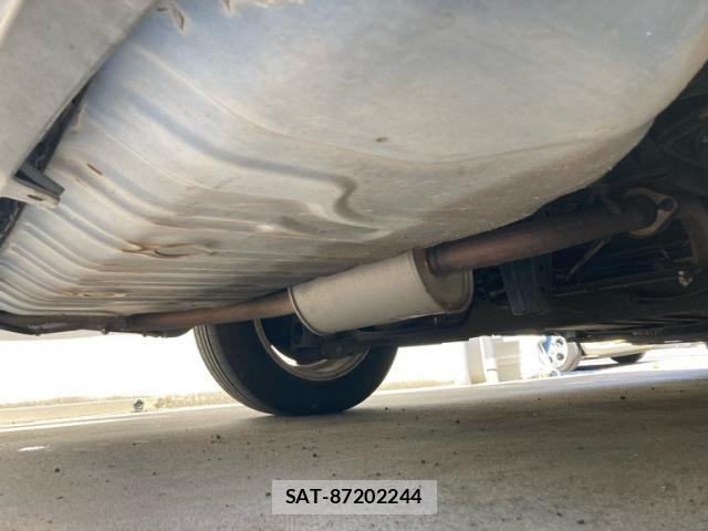 Nissan SERENA 2006-07 7509961-18