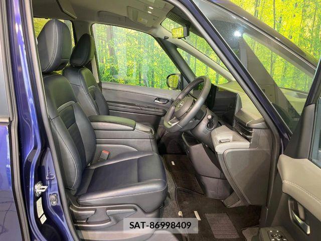 Nissan SERENA 2023-11 7502712-8
