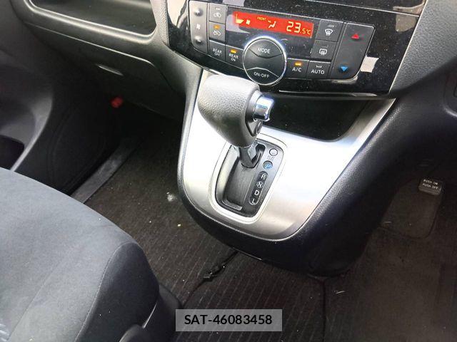 Nissan SERENA 2014-01 7502747-9